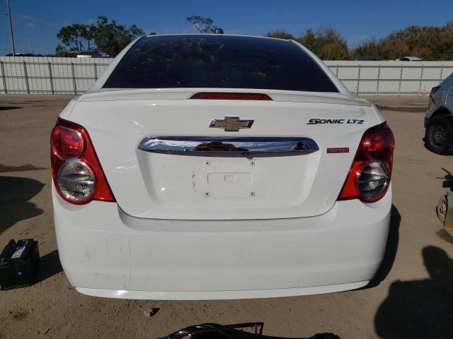 Photo 5 VIN: 1G1JE5SB1G4135582 - CHEVROLET SONIC LTZ 