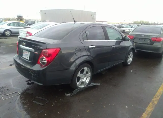 Photo 3 VIN: 1G1JE5SB2D4132315 - CHEVROLET SONIC 