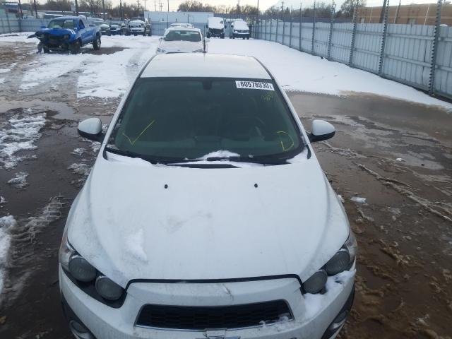 Photo 8 VIN: 1G1JE5SB2E4226678 - CHEVROLET SONIC LTZ 