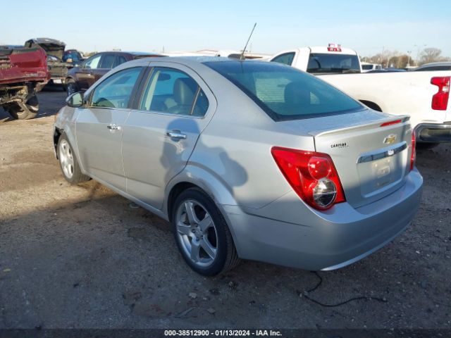 Photo 2 VIN: 1G1JE5SB2F4101567 - CHEVROLET SONIC 