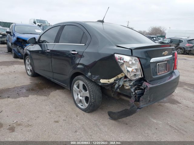 Photo 2 VIN: 1G1JE5SB2F4109216 - CHEVROLET SONIC 