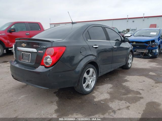 Photo 3 VIN: 1G1JE5SB2F4109216 - CHEVROLET SONIC 