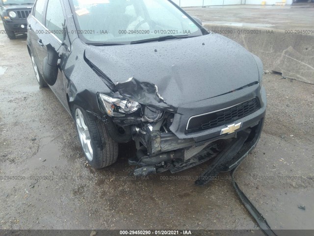 Photo 5 VIN: 1G1JE5SB2G4143674 - CHEVROLET SONIC 