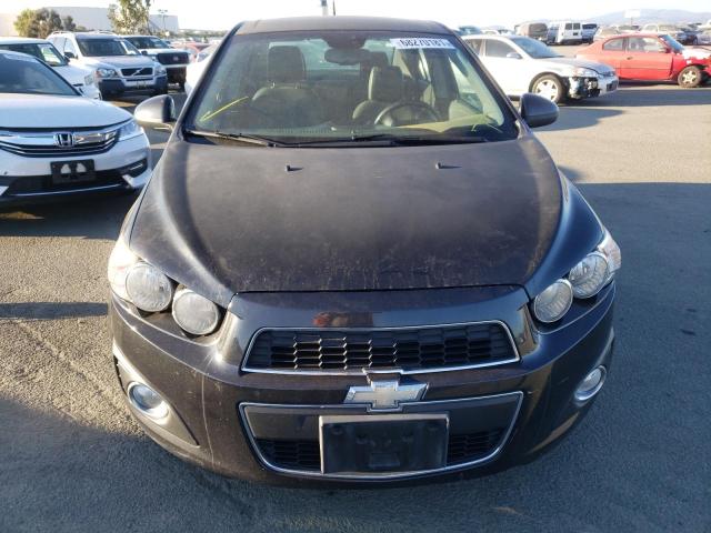 Photo 8 VIN: 1G1JE5SB3D4185721 - CHEVROLET SONIC LTZ 