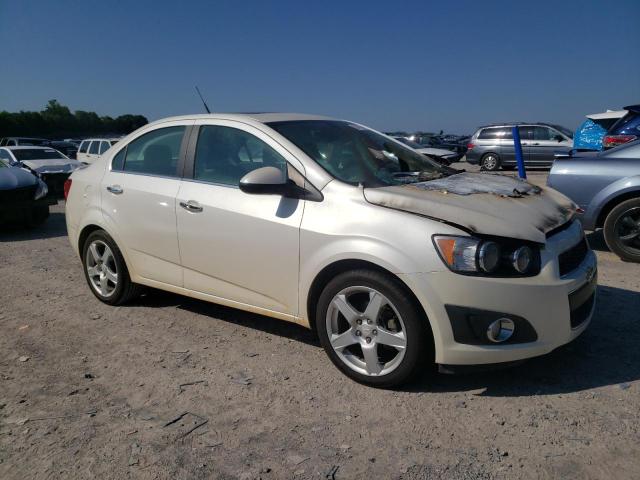 Photo 3 VIN: 1G1JE5SB3E4209128 - CHEVROLET SONIC LTZ 