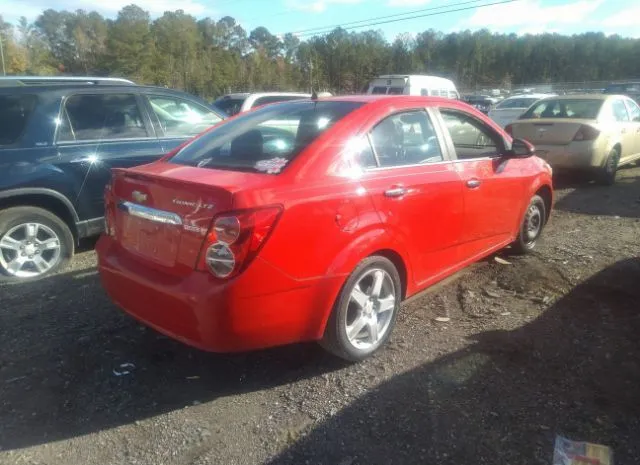 Photo 3 VIN: 1G1JE5SB3F4103635 - CHEVROLET SONIC 