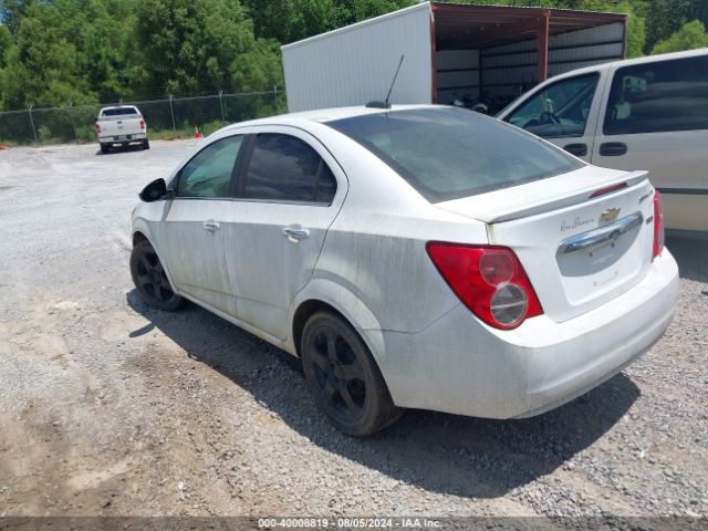 Photo 2 VIN: 1G1JE5SB3F4111427 - CHEVROLET SONIC 