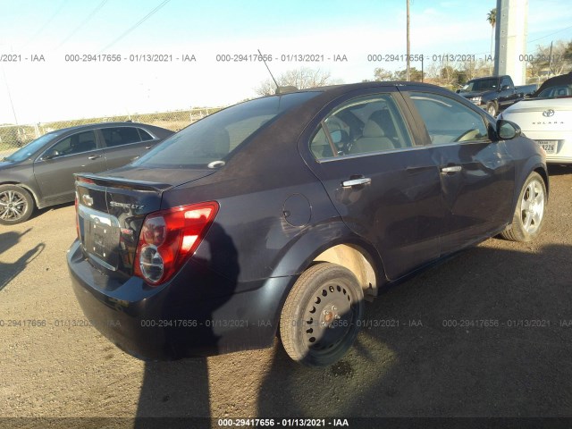 Photo 3 VIN: 1G1JE5SB3F4115414 - CHEVROLET SONIC 