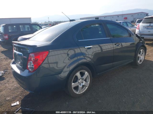 Photo 3 VIN: 1G1JE5SB3F4145383 - CHEVROLET SONIC 