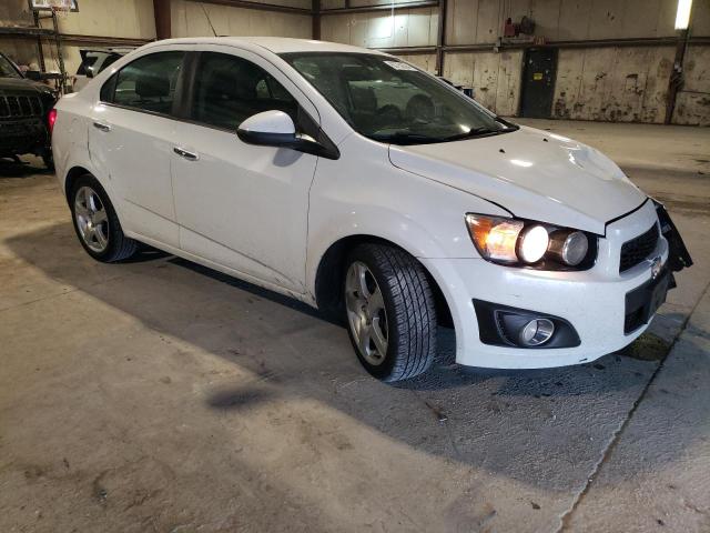 Photo 3 VIN: 1G1JE5SB3F4193319 - CHEVROLET SONIC 