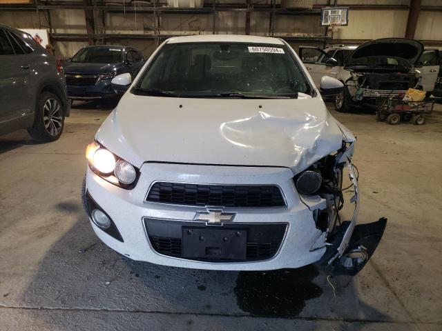 Photo 4 VIN: 1G1JE5SB3F4193319 - CHEVROLET SONIC 