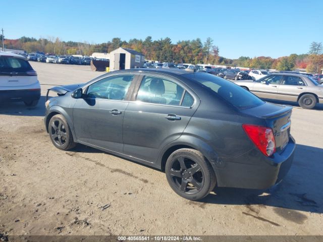 Photo 2 VIN: 1G1JE5SB3F4202990 - CHEVROLET SONIC 