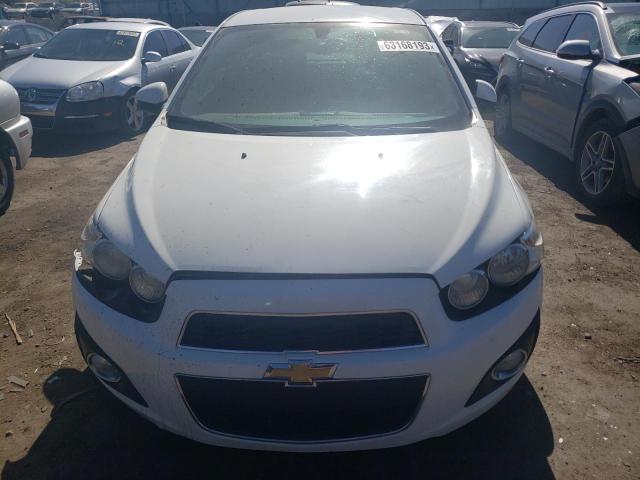 Photo 4 VIN: 1G1JE5SB3G4136586 - CHEVROLET SONIC 