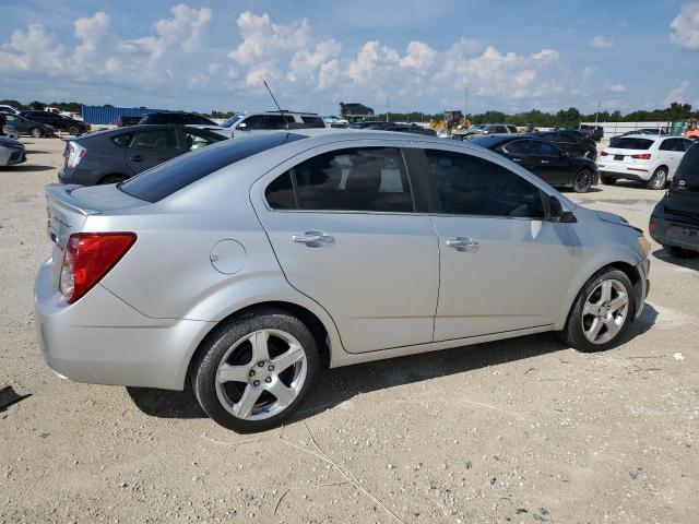 Photo 2 VIN: 1G1JE5SB3G4142761 - CHEVROLET SONIC LTZ 