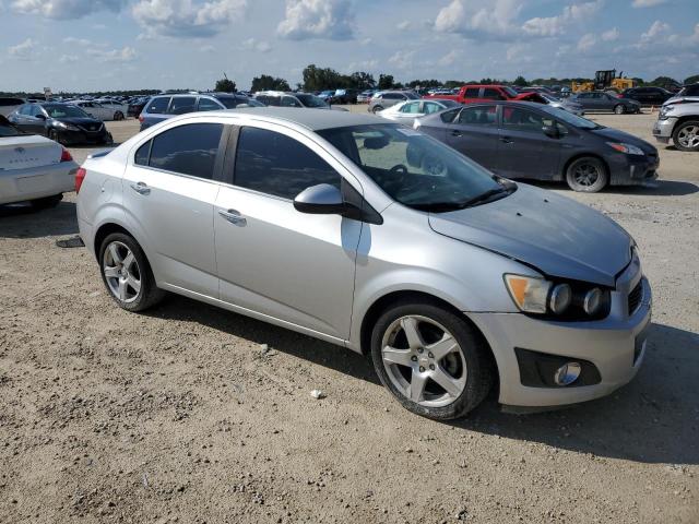 Photo 3 VIN: 1G1JE5SB3G4142761 - CHEVROLET SONIC LTZ 