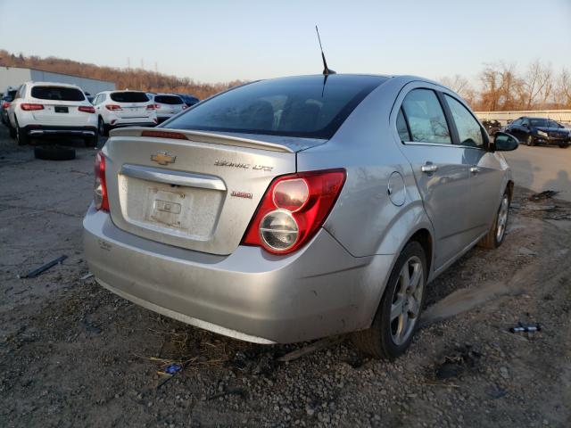 Photo 3 VIN: 1G1JE5SB4E4201684 - CHEVROLET SONIC LTZ 