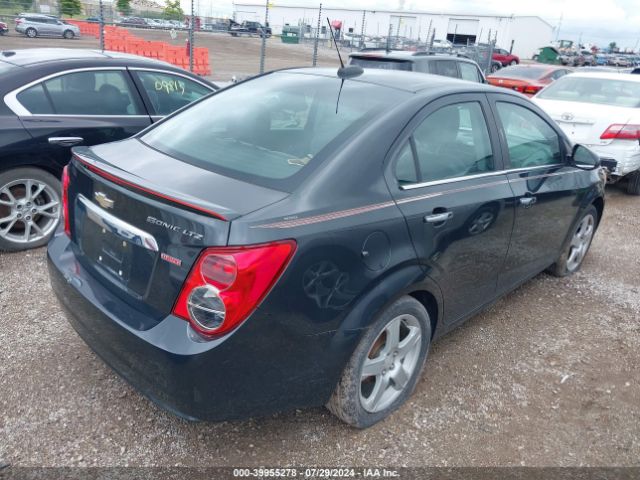 Photo 3 VIN: 1G1JE5SB4F4122145 - CHEVROLET SONIC 