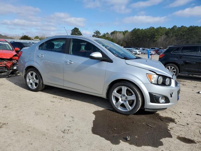 Photo 3 VIN: 1G1JE5SB5F4109131 - CHEVROLET SONIC LTZ 