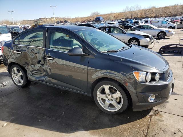 Photo 3 VIN: 1G1JE5SB5F4198148 - CHEVROLET SONIC 