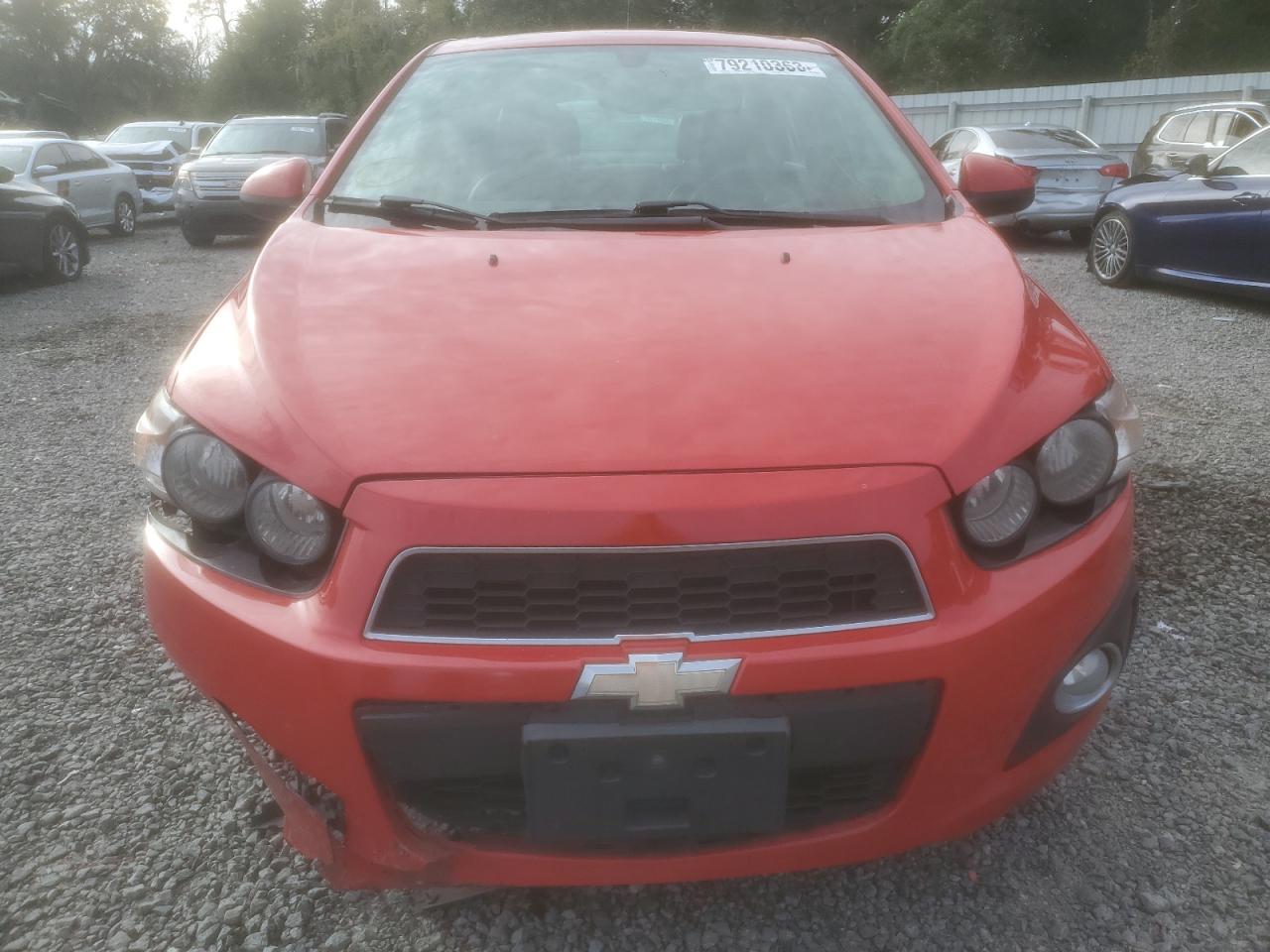 Photo 4 VIN: 1G1JE5SB5F4205437 - CHEVROLET SONIC 