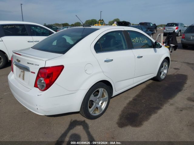 Photo 3 VIN: 1G1JE5SB6F4169371 - CHEVROLET SONIC 