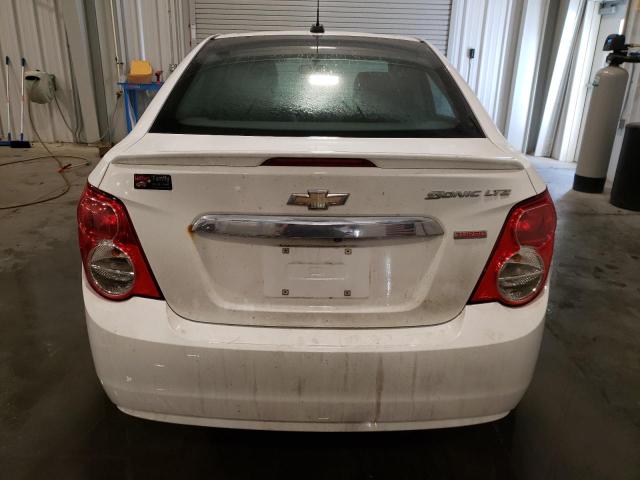 Photo 5 VIN: 1G1JE5SB6F4190012 - CHEVROLET SONIC LTZ 