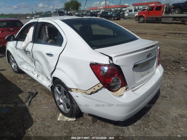 Photo 2 VIN: 1G1JE5SB6G4139613 - CHEVROLET SONIC 