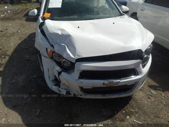 Photo 5 VIN: 1G1JE5SB6G4139613 - CHEVROLET SONIC 