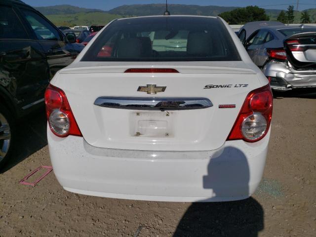 Photo 5 VIN: 1G1JE5SB6G4149137 - CHEVROLET SONIC LTZ 