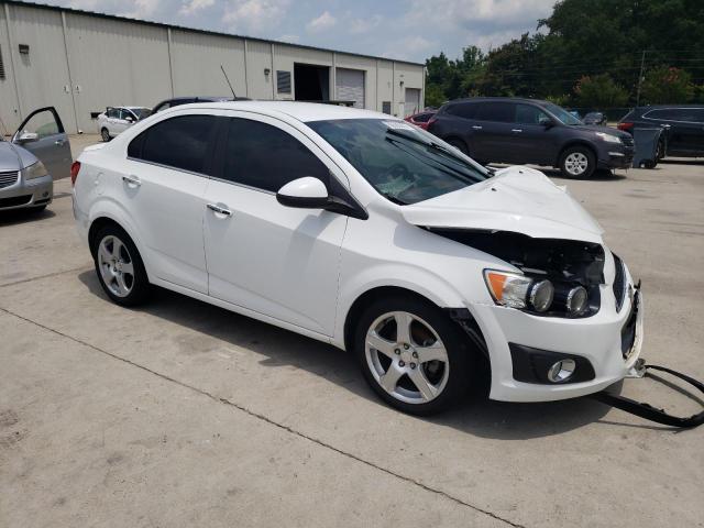 Photo 3 VIN: 1G1JE5SB7F4103704 - CHEVROLET SONIC LTZ 