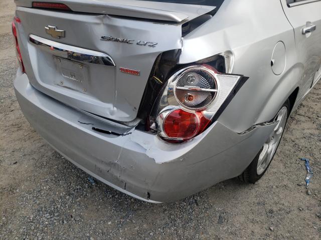 Photo 8 VIN: 1G1JE5SB7F4110829 - CHEVROLET SONIC LTZ 