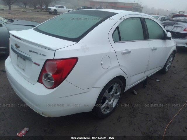 Photo 3 VIN: 1G1JE5SB7G4140348 - CHEVROLET SONIC 