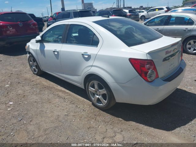 Photo 2 VIN: 1G1JE5SB7G4147669 - CHEVROLET SONIC 