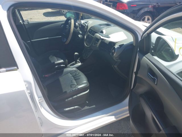 Photo 4 VIN: 1G1JE5SB7G4147669 - CHEVROLET SONIC 