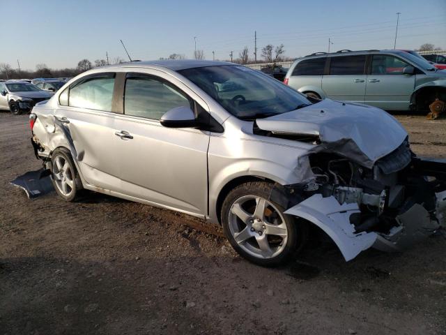 Photo 3 VIN: 1G1JE5SB8F4123721 - CHEVROLET SONIC LTZ 