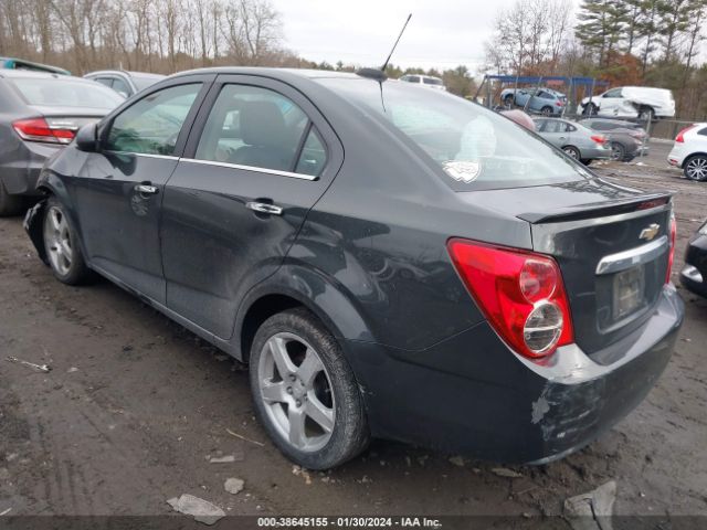 Photo 2 VIN: 1G1JE5SB8F4211894 - CHEVROLET SONIC 