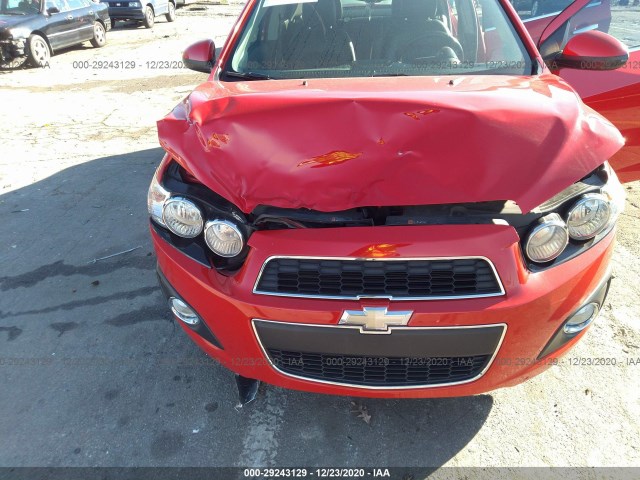 Photo 5 VIN: 1G1JE5SB8G4142089 - CHEVROLET SONIC 