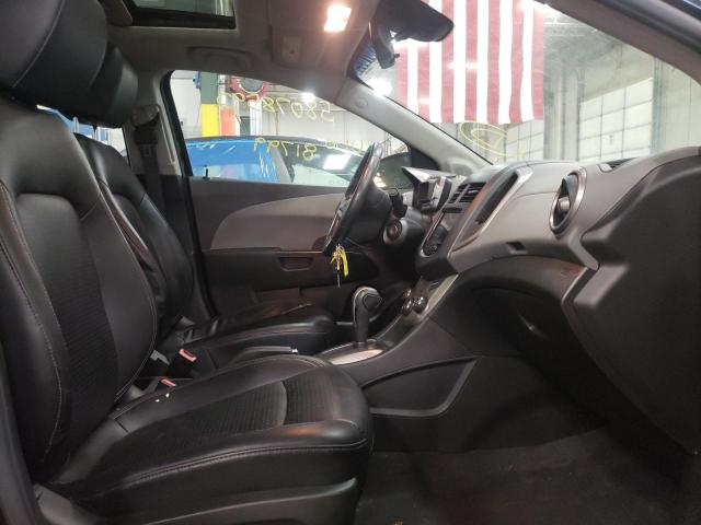 Photo 4 VIN: 1G1JE5SB9D4128911 - CHEVROLET SONIC 