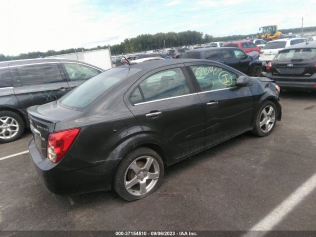 Photo 3 VIN: 1G1JE5SB9E4201387 - CHEVROLET SONIC 