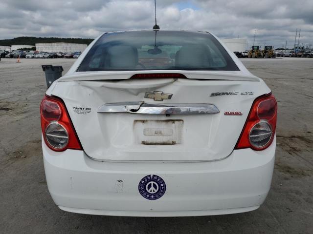 Photo 5 VIN: 1G1JE5SB9F4103848 - CHEVROLET SONIC LTZ 