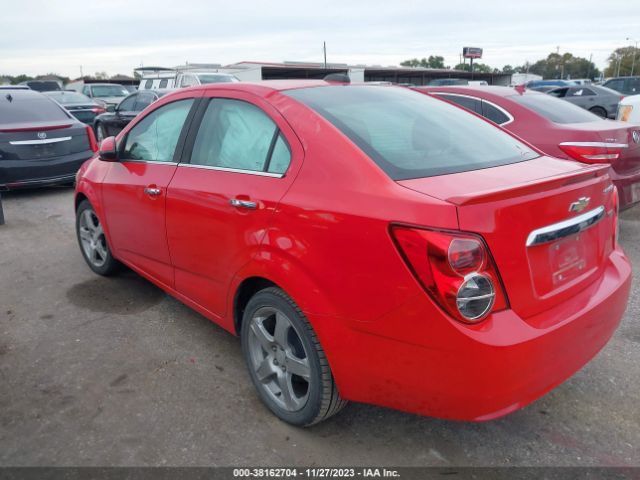 Photo 2 VIN: 1G1JE5SB9F4111108 - CHEVROLET SONIC 