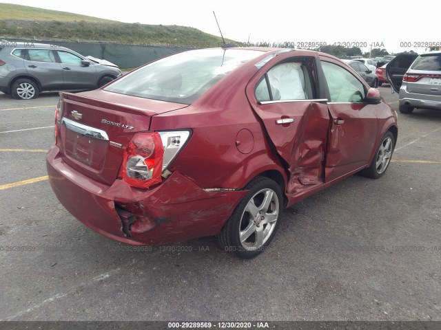 Photo 3 VIN: 1G1JE5SB9F4149180 - CHEVROLET SONIC 