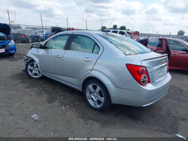 Photo 2 VIN: 1G1JE5SB9F4204789 - CHEVROLET SONIC 