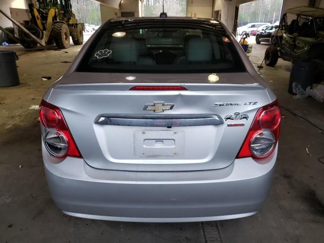 Photo 5 VIN: 1G1JE5SBXF4111067 - CHEVROLET SONIC LTZ 