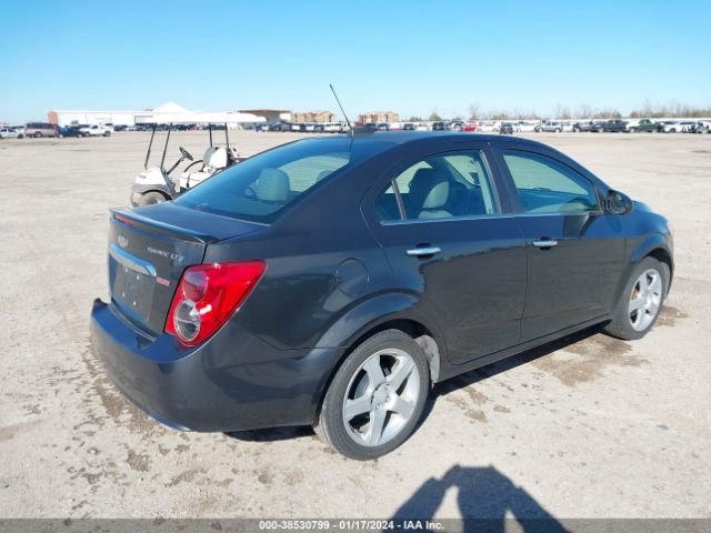 Photo 3 VIN: 1G1JE5SBXF4112767 - CHEVROLET SONIC 