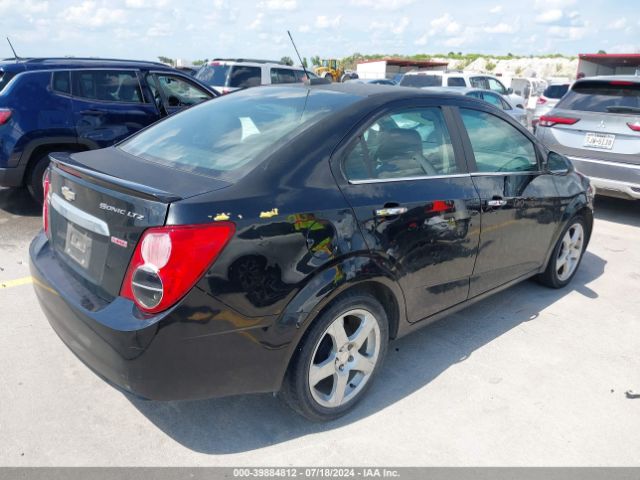 Photo 3 VIN: 1G1JE5SBXG4139999 - CHEVROLET SONIC 