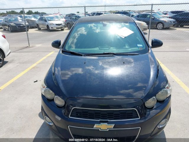 Photo 5 VIN: 1G1JE5SBXG4139999 - CHEVROLET SONIC 