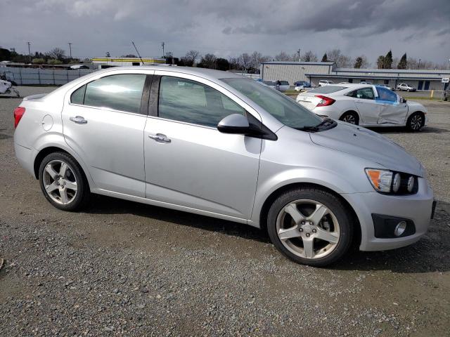 Photo 3 VIN: 1G1JE5SBXG4148895 - CHEVROLET SONIC 