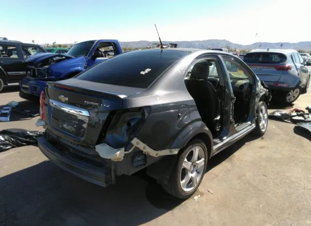 Photo 3 VIN: 1G1JE5SG1D4116165 - CHEVROLET SONIC 