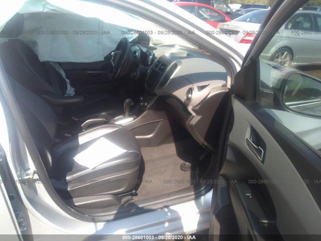 Photo 4 VIN: 1G1JE5SG4D4107234 - CHEVROLET SONIC 